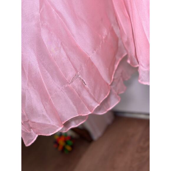 La Femme Long Pink Prom Dress with Gem Bordered Neckline and Beads Size 0 - Picture 8 of 8